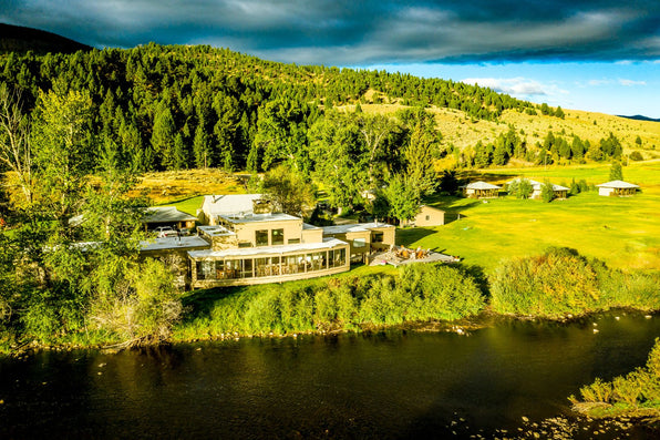 7 Luxury Fly Fishing Lodges in Montana