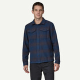 Patagonia Patagonia Men's Fjord Flannel Shirt - Catch: Ink Black.