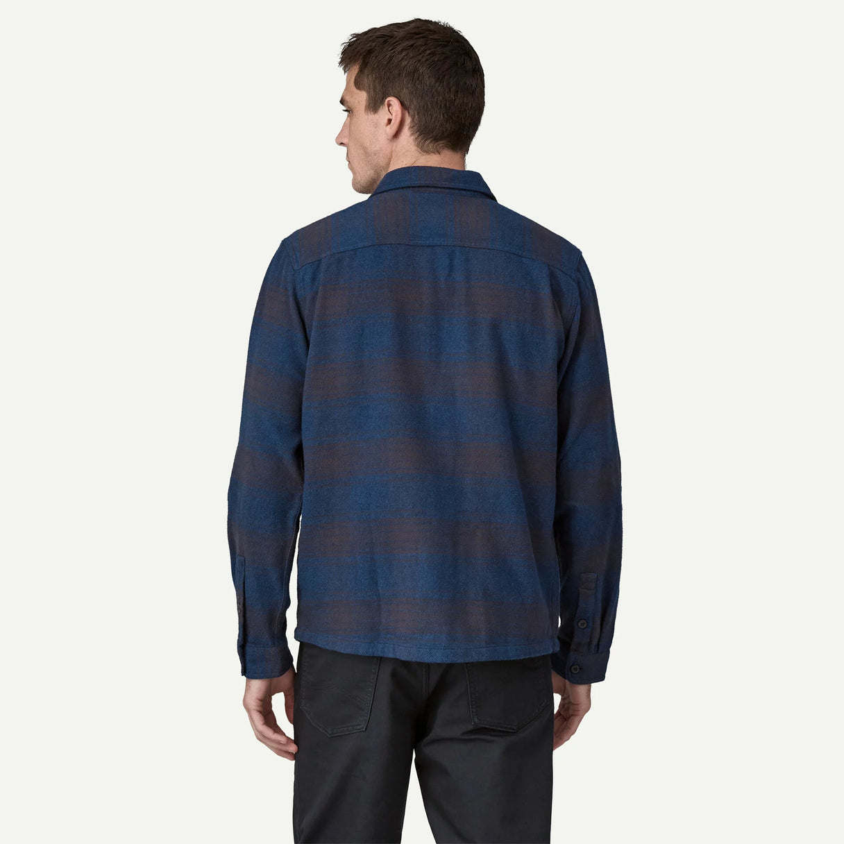 Patagonia Patagonia Men's Fjord Flannel Shirt - Catch: Ink Black.