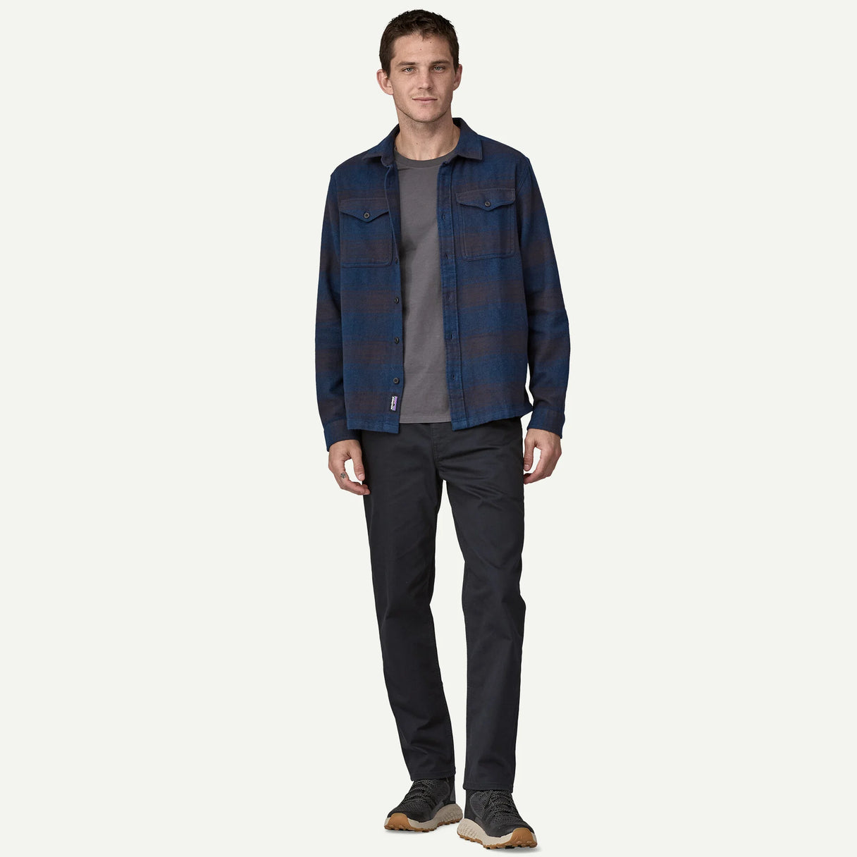 Patagonia Patagonia Men's Fjord Flannel Shirt - Catch: Ink Black.