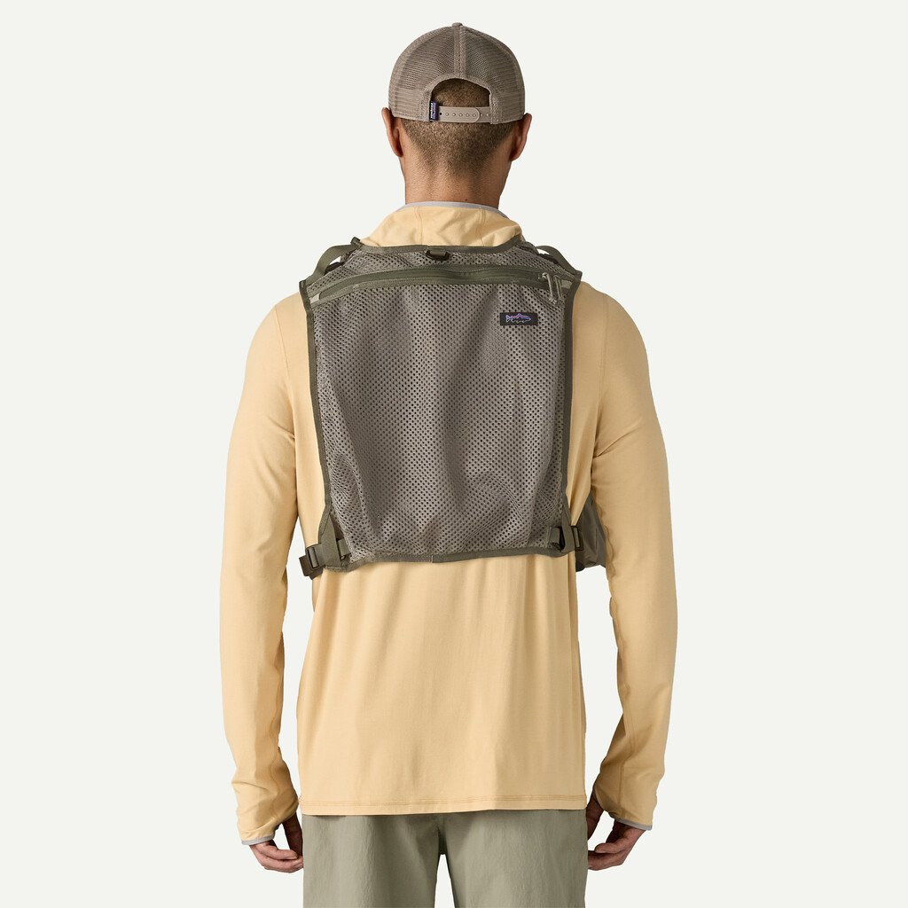 patagonia fly fishing vest backpack Patagonia Stealth Convertible Vest - River Rock Green