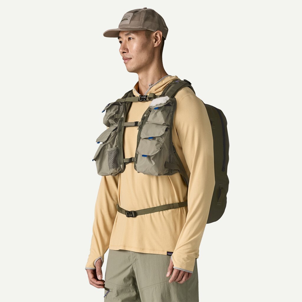 Patagonia Stealth Convertible Vest - River Rock Green