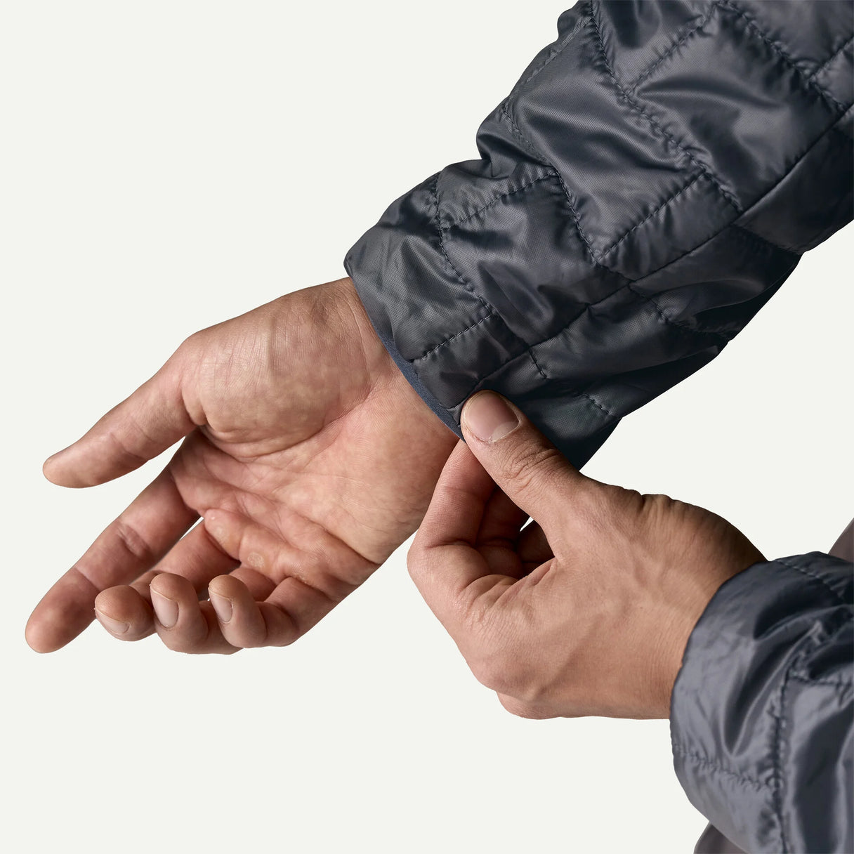 Patagonia Patagonia Men's Nano Puff Hoody - Dried Vanilla.