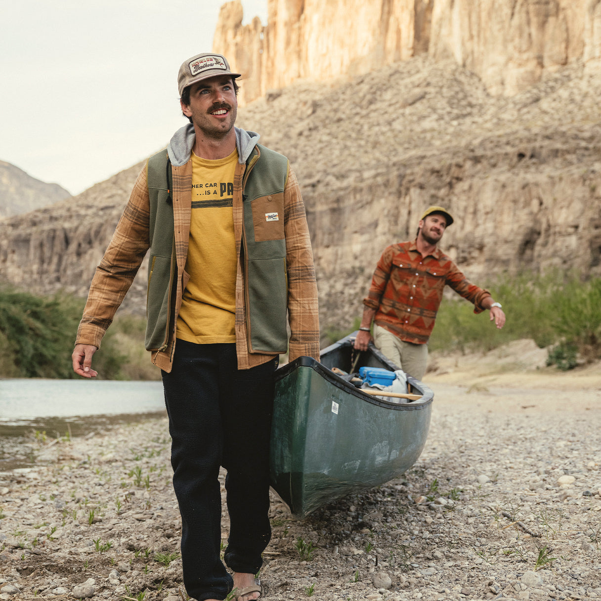 Howler Brothers Howler Brothers Free Range Fleece Vest - Oregano.