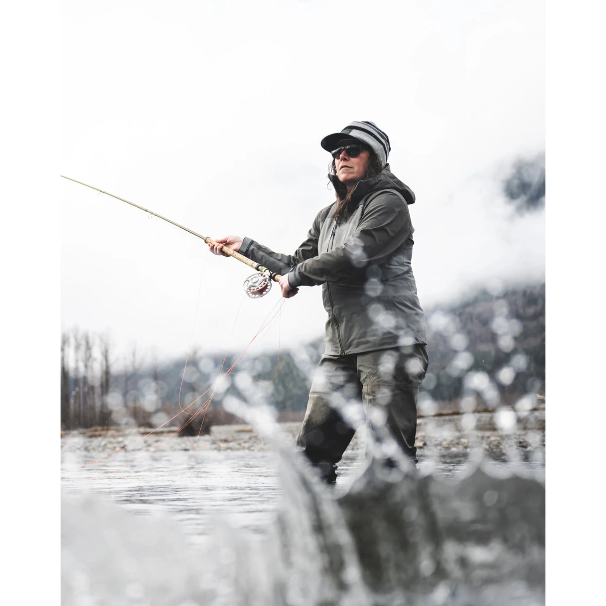 Simms Women s G3 Guide Jacket Gunmetal Yellow Dog Flyfishing
