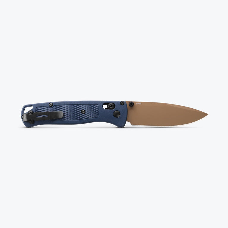 Benchmade Bugout - Crater Blue Grivory - Drop-point