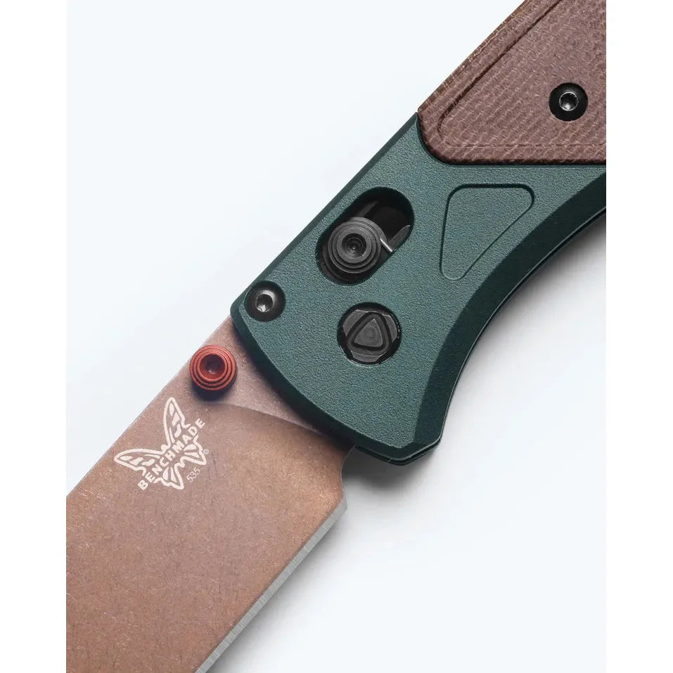 Benchmade Bugout - Taiga Green - Drop-Point